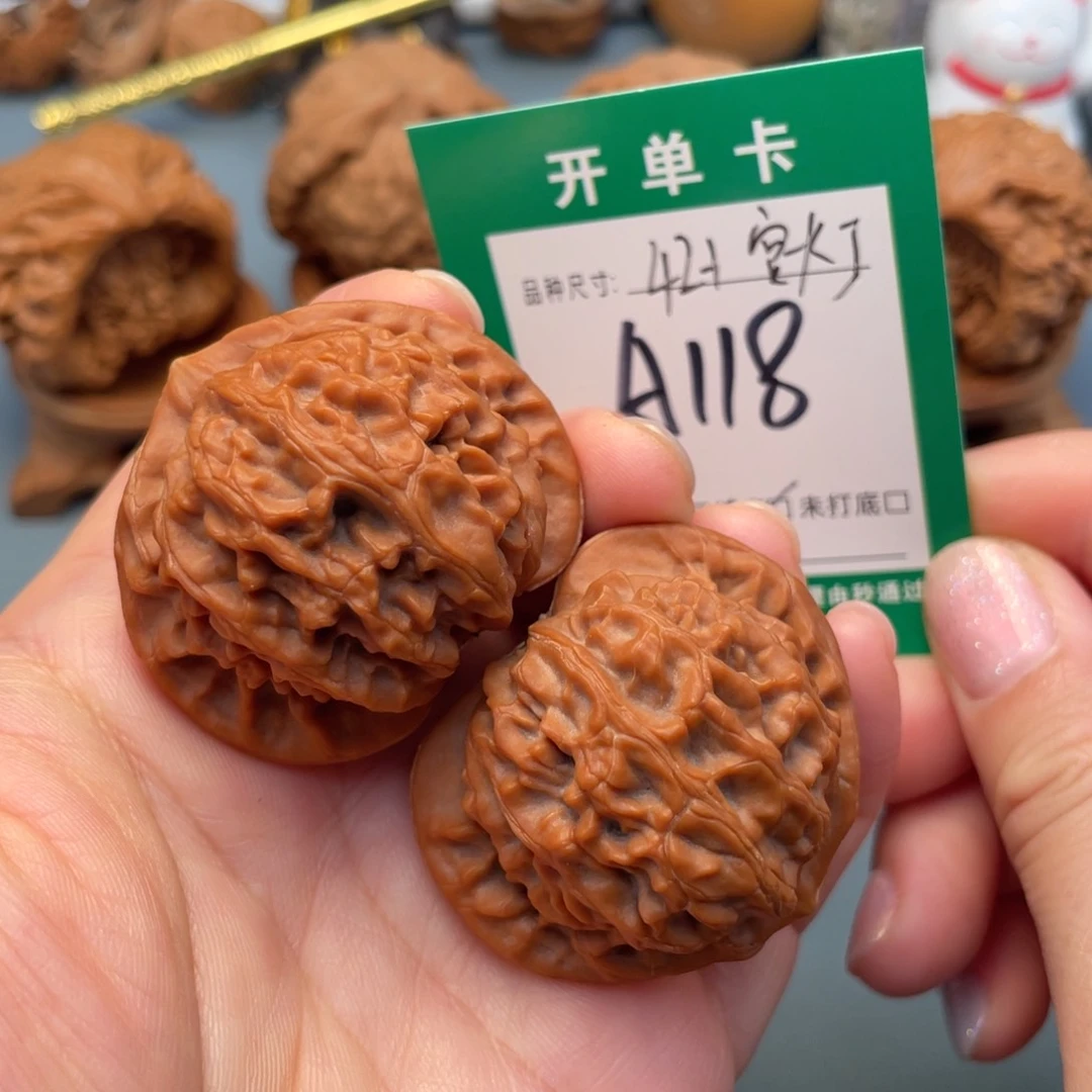 吊坠桃核文玩核桃