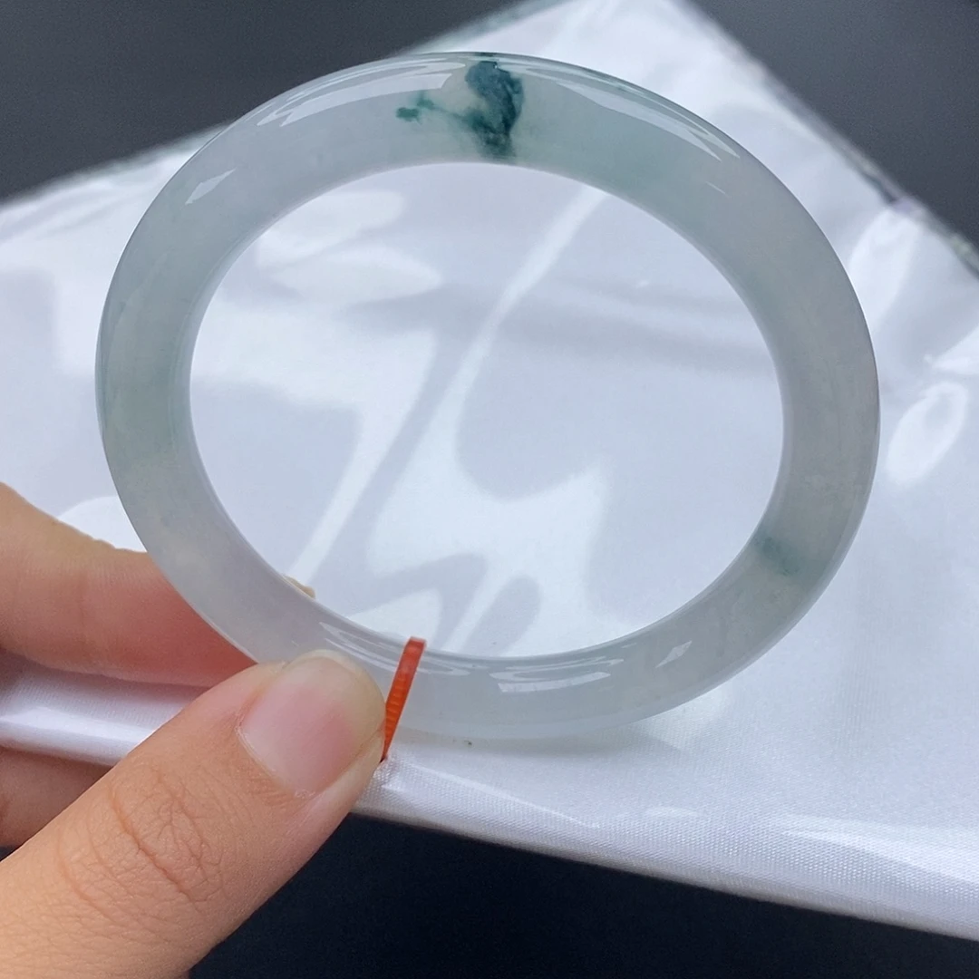 翡翠未镶嵌手镯（圆镯）5556圈