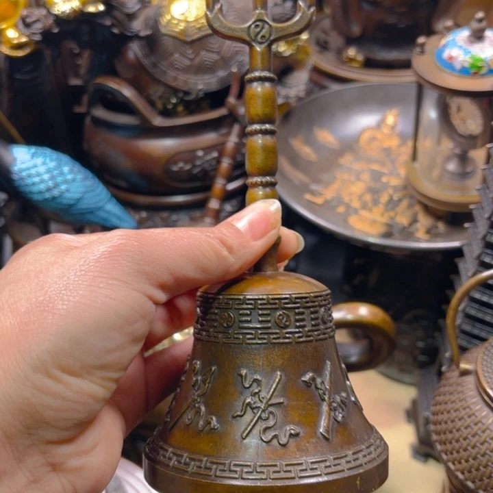 铜器摆件收收藏藏