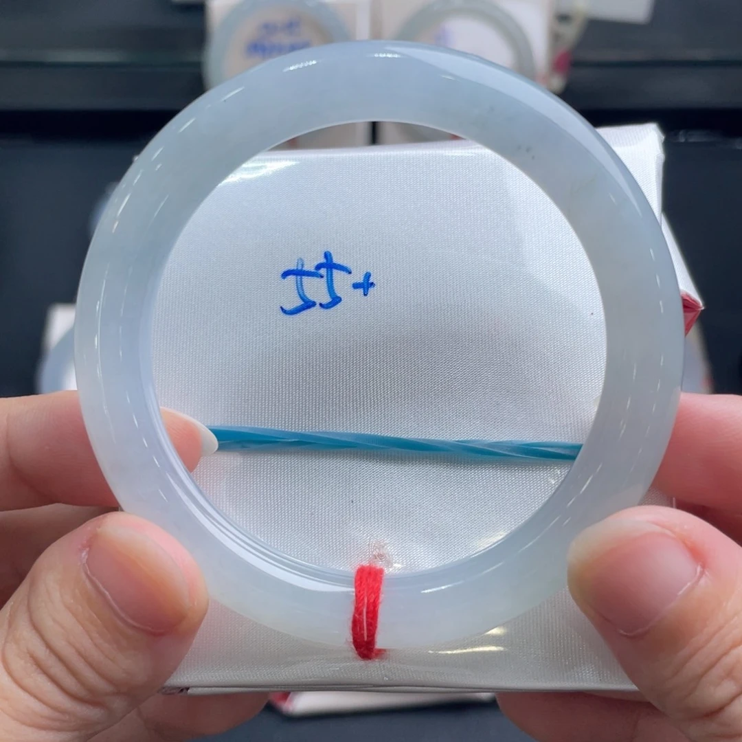 翡翠未镶嵌手镯翡翠手镯