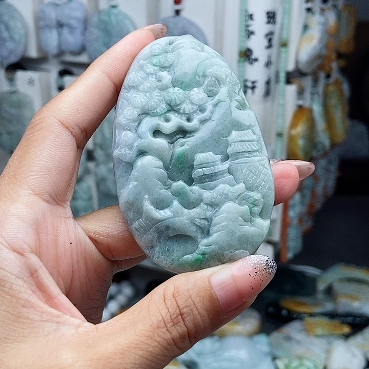 翡翠未镶嵌颈饰翡翠