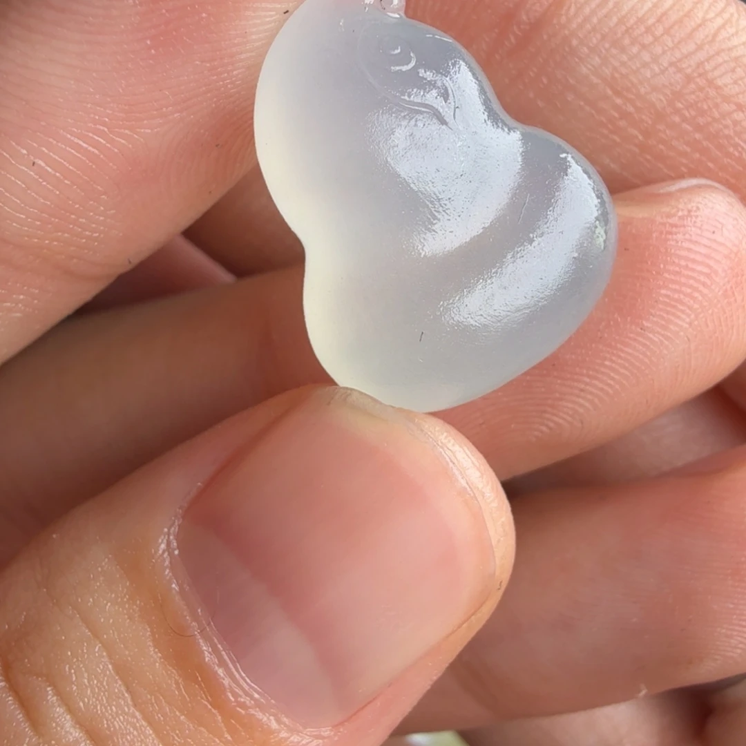 定制翡翠未镶嵌包工