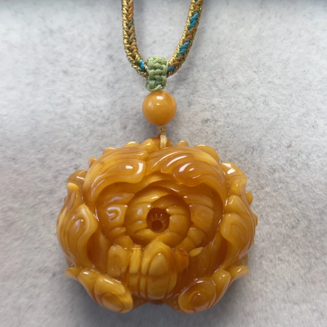 蜜蜡未镶嵌颈饰蜜蜡