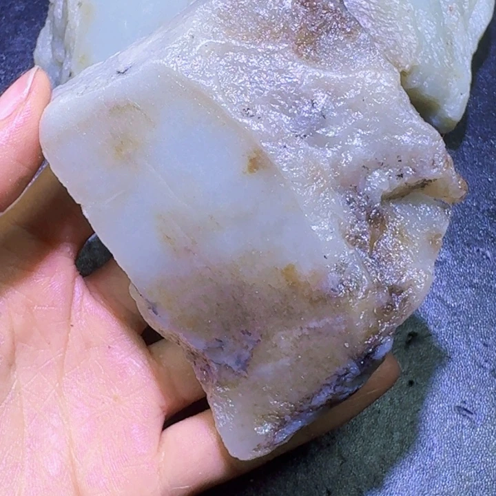 和田玉未镶嵌珠宝半成品