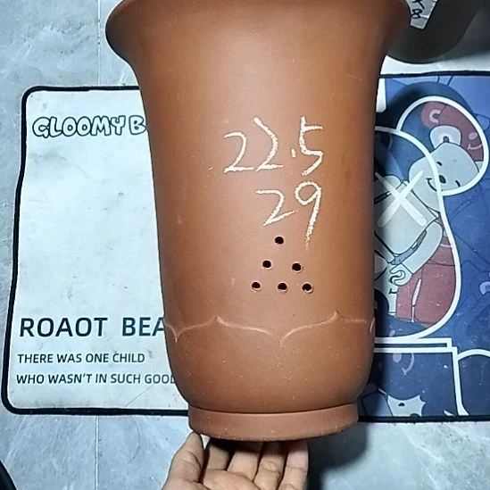 紫砂红泥莲花金钟一个