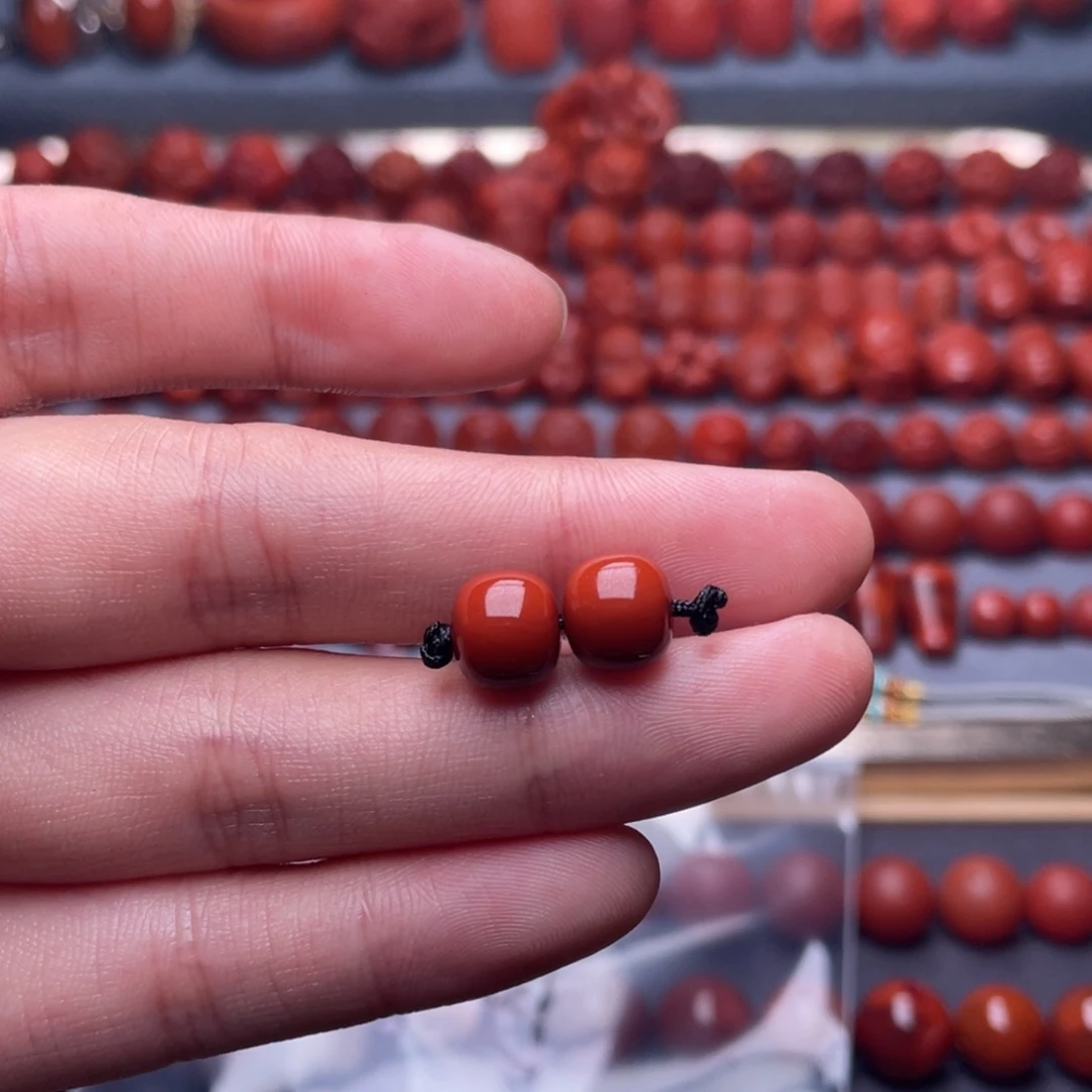 哎***哦南红玛瑙其他未镶嵌W8➕瓦西偏锦红老型珠一对