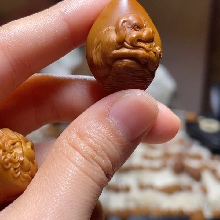 橄榄核手串/手链狗