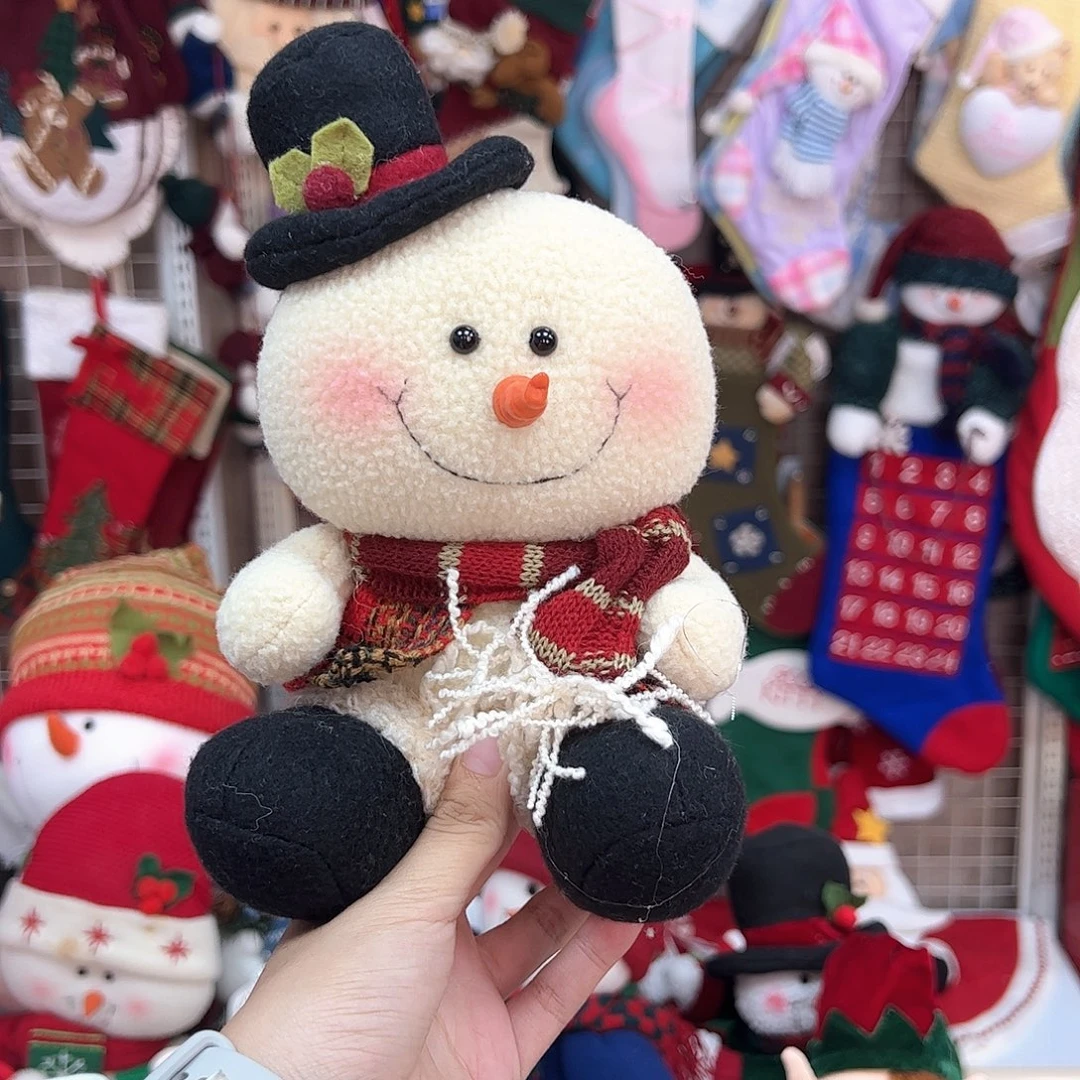 毛绒圣诞雪人娃娃