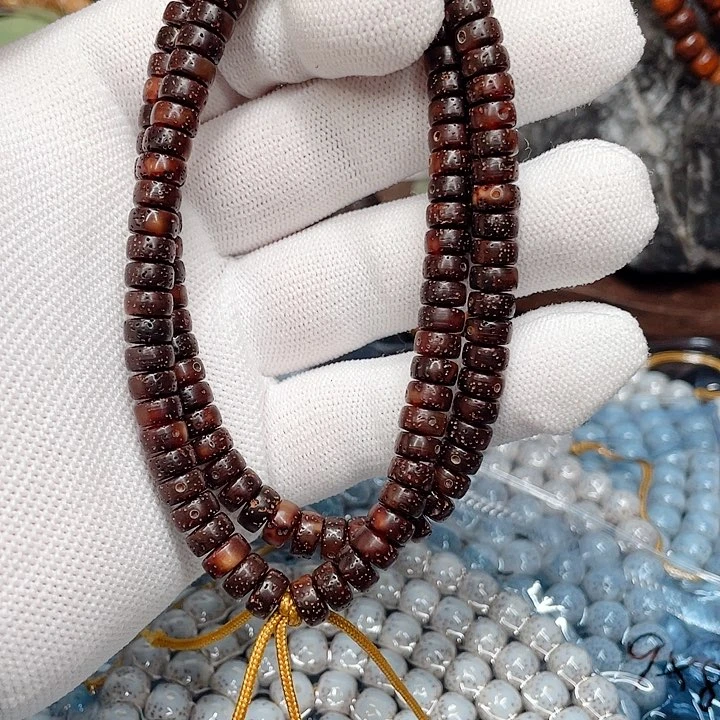 星月菩提吊坠虎皮玉化陈籽料74药片