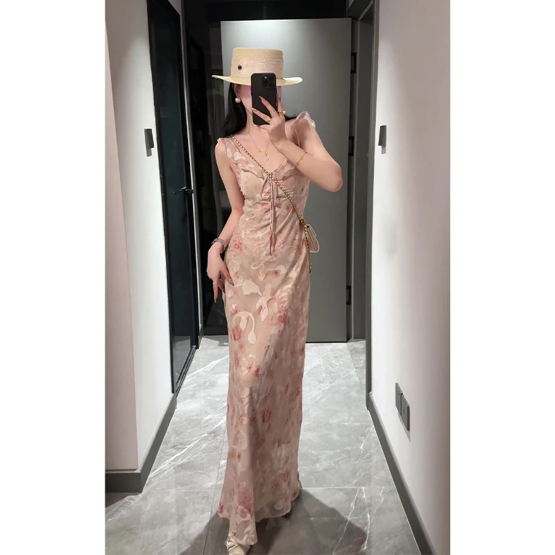 连衣裙女2025夏季新款法式气质荷叶边小飞袖收腰显瘦鱼尾碎花裙子