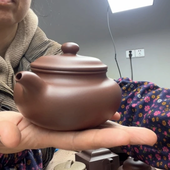 紫砂茶壶大****）泥料底槽清