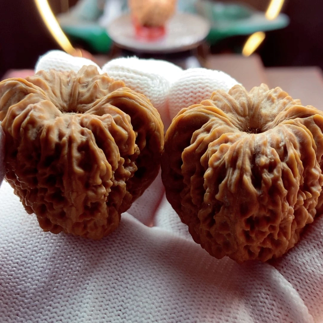 文玩核桃把件拉丝深酒杯38.5.37.6.37.6