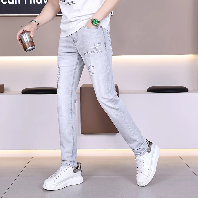 2025早春新款韩版男士牛仔裤个性时尚修身小脚水洗弹力牛仔长裤