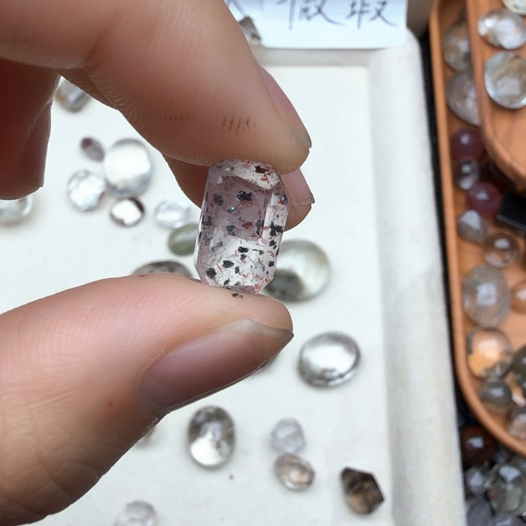 巴***塔未镶嵌珠宝半成品紫晶
