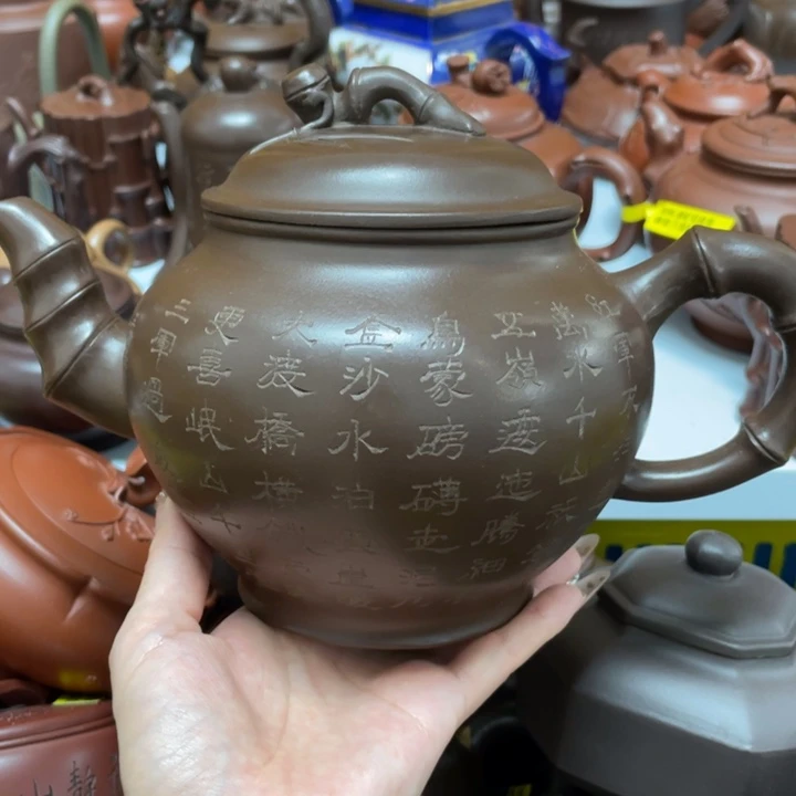 茶壶本山绿泥紫砂艺术作品