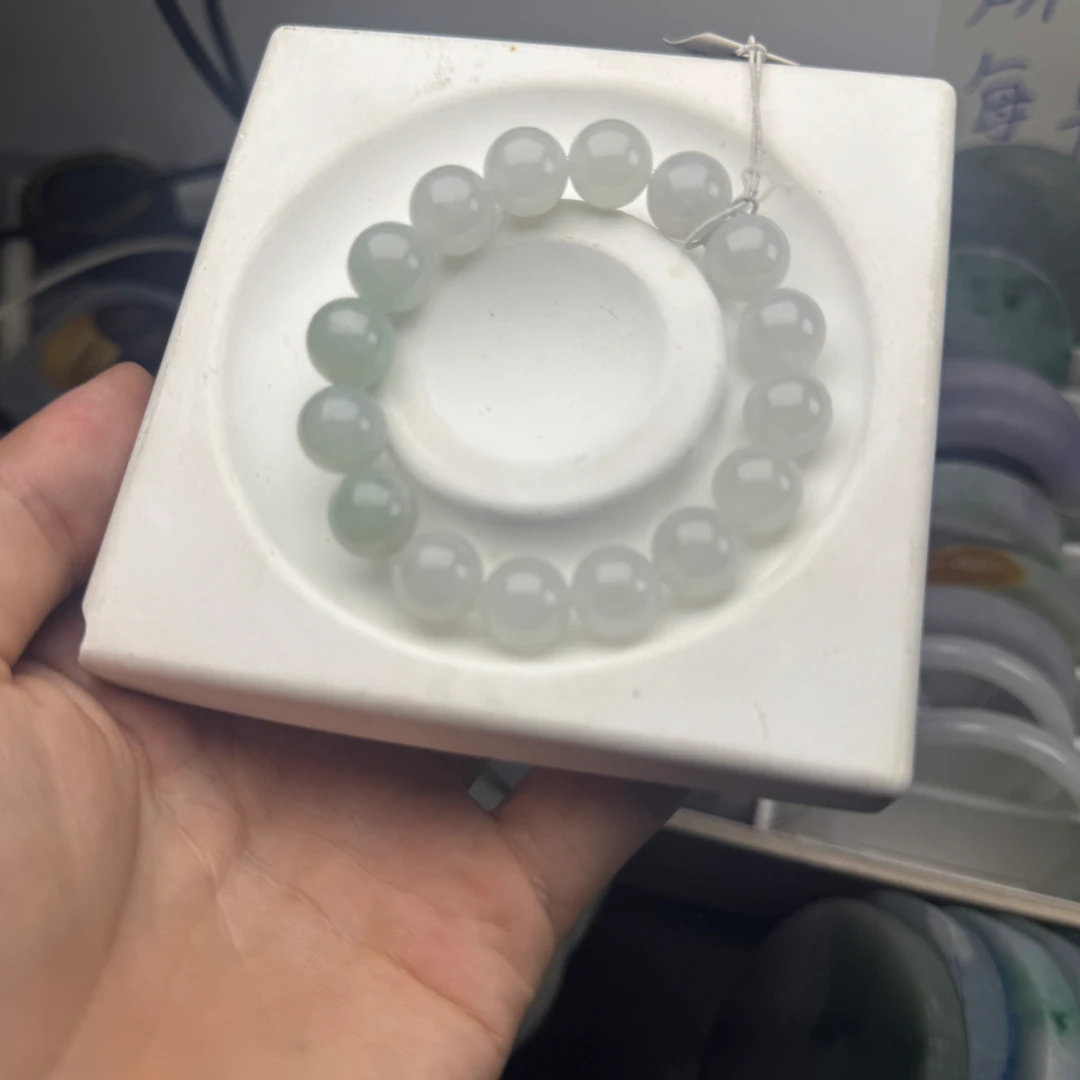 2号翡翠手串A货11mm糯冰有纹