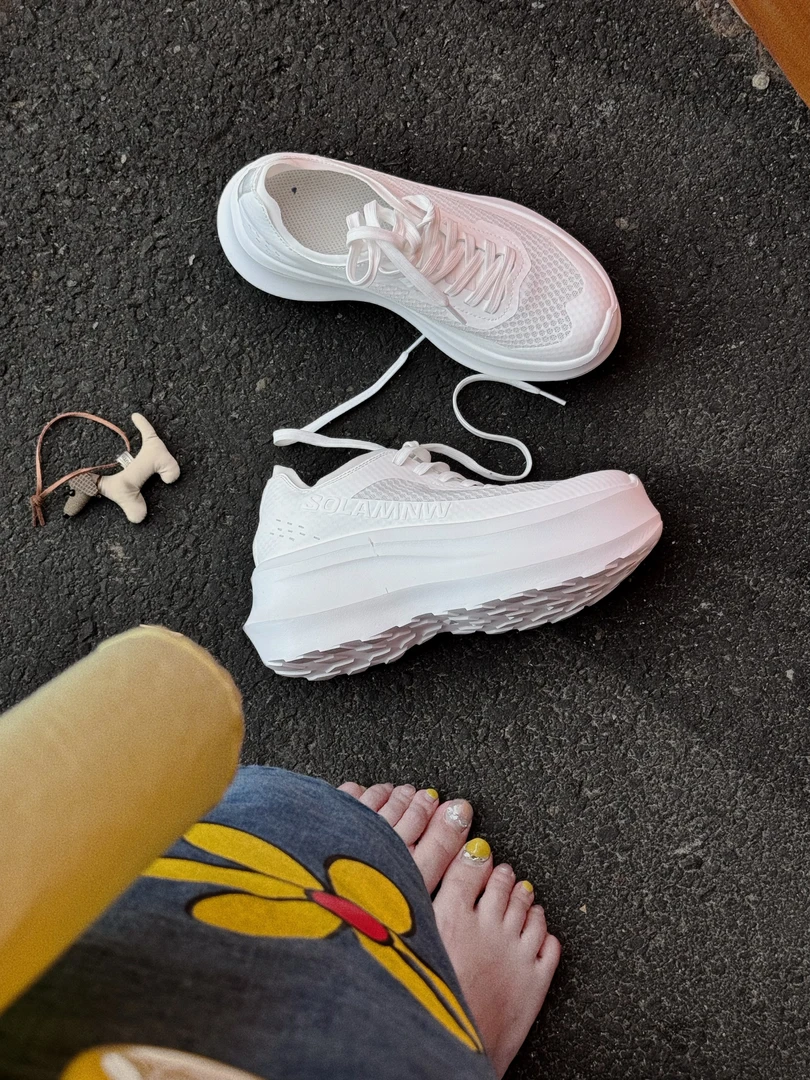 【月月严选】跟高7cm 女厚底手绘薄款卡通风低帮摇摇鞋老爹鞋 746