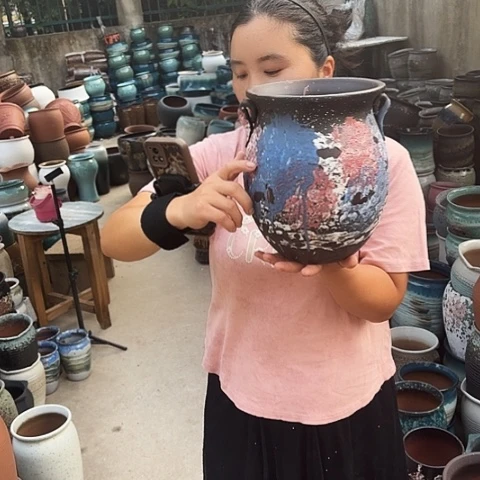 口19高24瑕疵一个盆子。