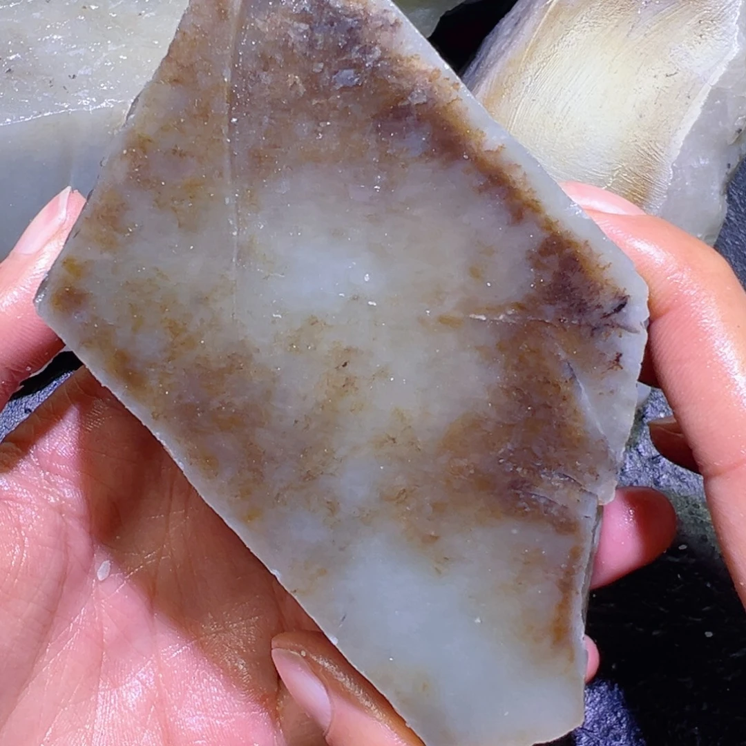 和田玉未镶嵌珠宝半成品