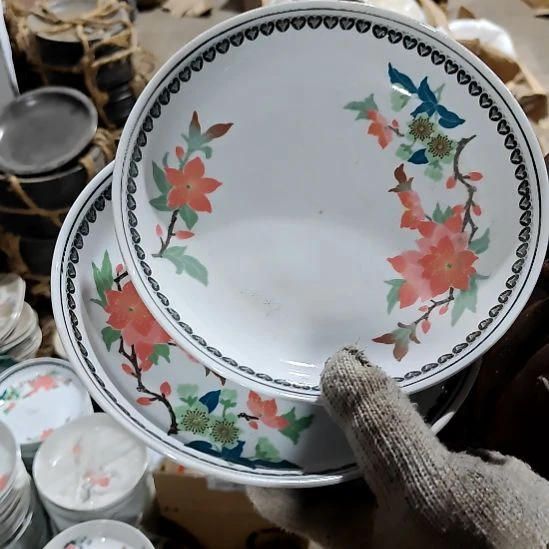 绿泥盘子碗茶壶啥都有20厘米