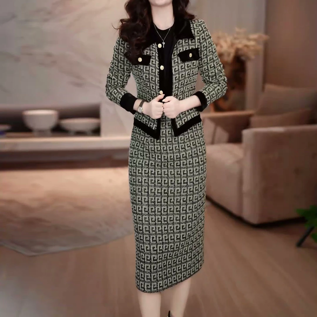 精纺2025秋冬新款优雅温柔贵气小香风连衣裙外套显瘦遮肉时尚套装