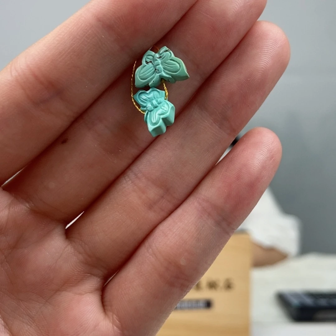 未镶嵌绿松石珠宝奇石