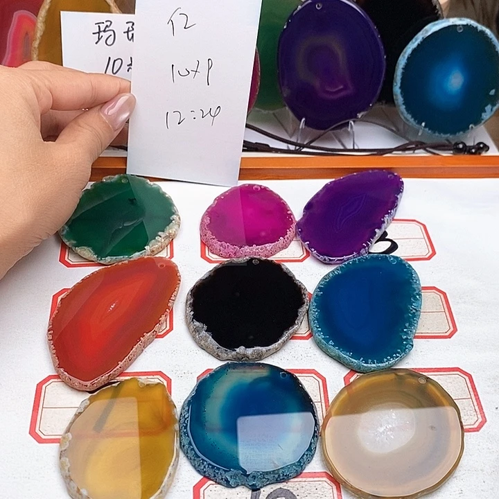 亿***嘉合金颈饰玛瑙/玉髓