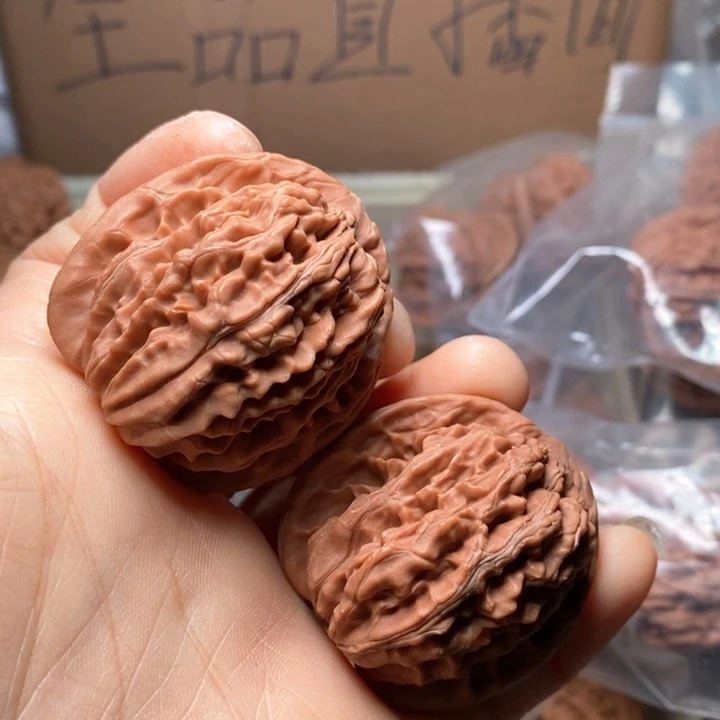 文玩核桃吊坠葡***时四座楼
