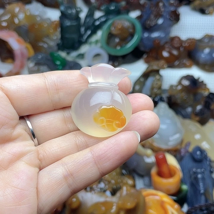 玛瑙/玉髓饰品未镶嵌