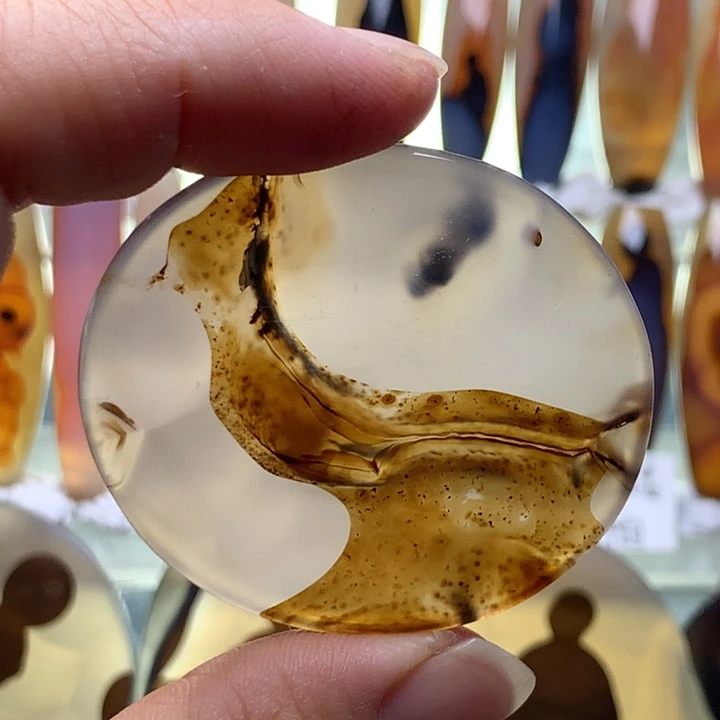 未镶嵌颈饰玛瑙/玉髓110有瑕