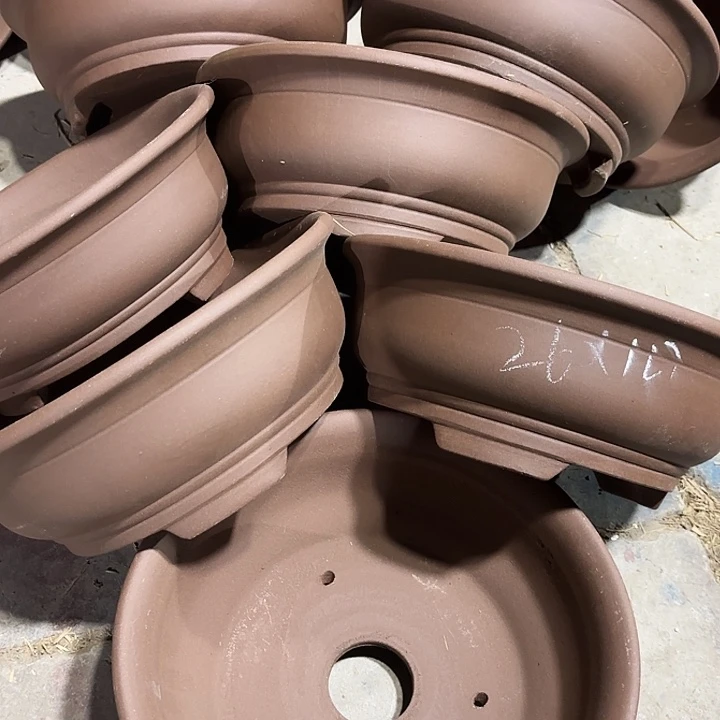 紫砂花盆100-7。   26-10。