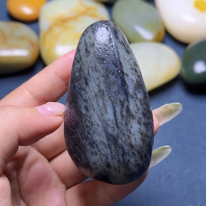 未镶嵌和田玉珠宝奇石