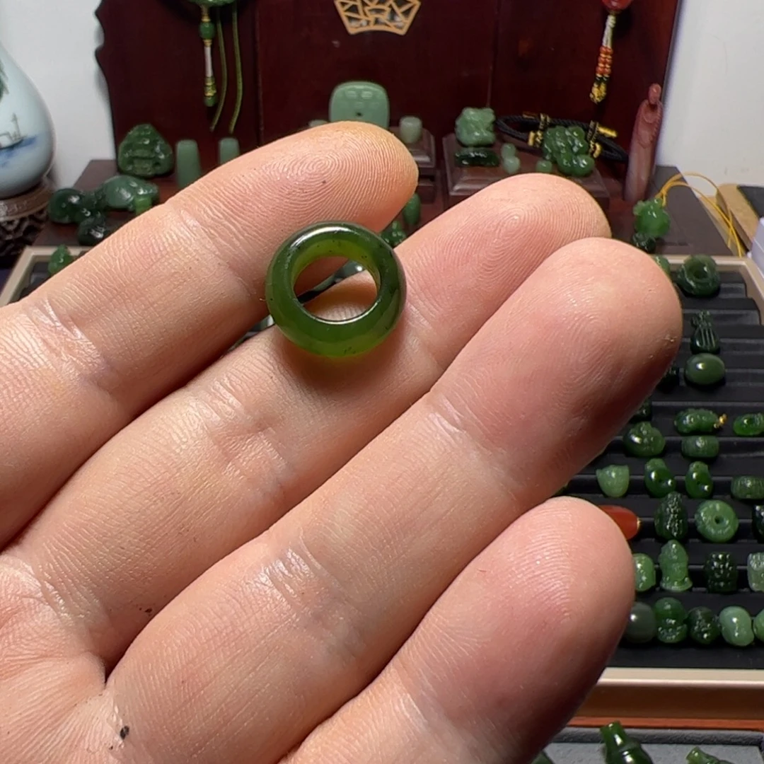 和田玉（碧玉）未镶嵌颈饰