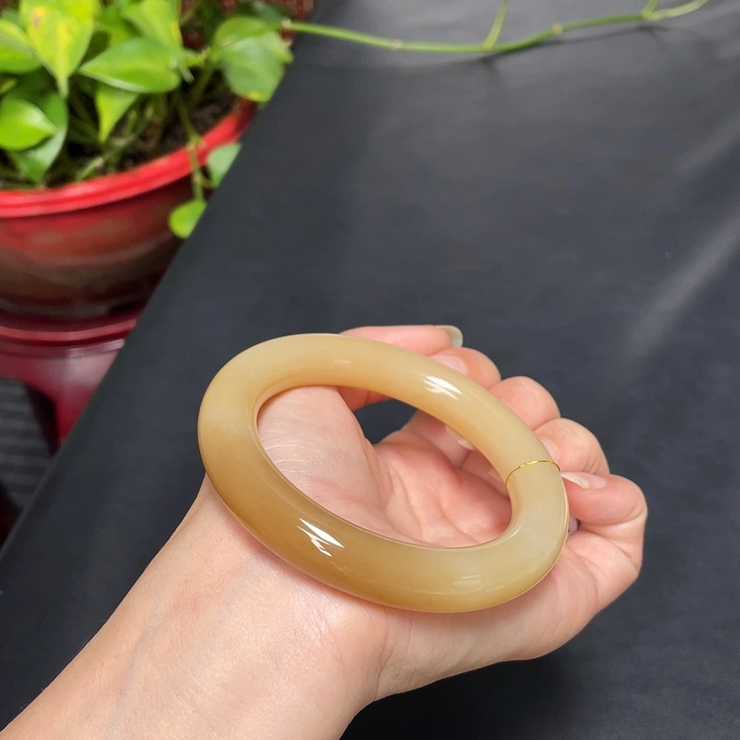 和田玉未镶嵌手镯-全糖 大胖圆