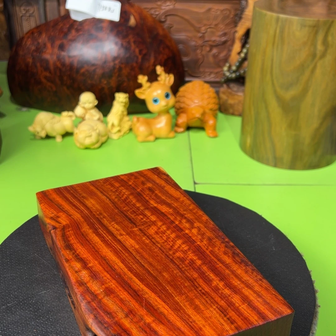 打***鱼大果紫檀（缅甸花梨）