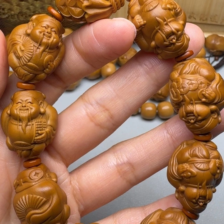 帅***子橄榄核手串/手链财神