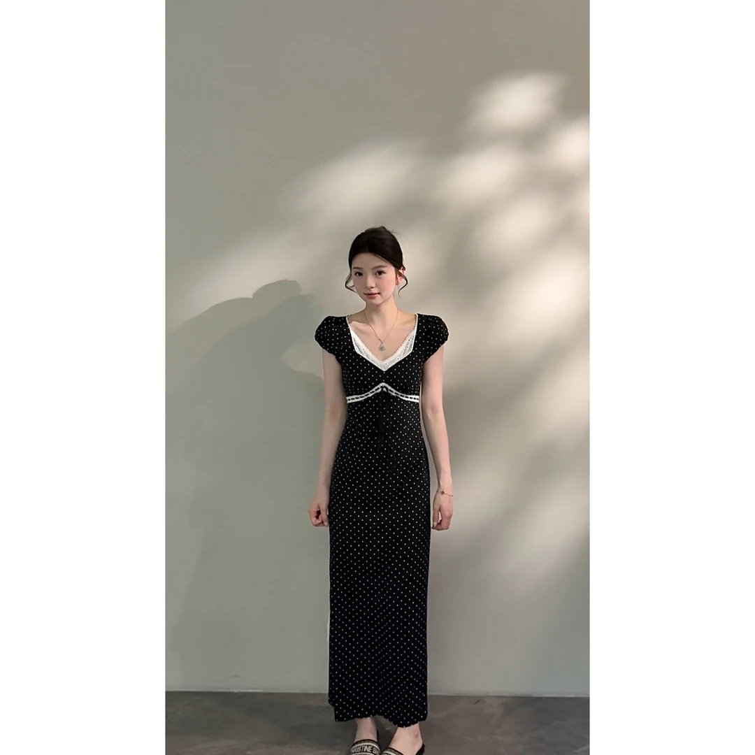 【颂宋】夏季新款茶歇法式蕾丝拼接修身收腰黑色波点连衣裙DT1196