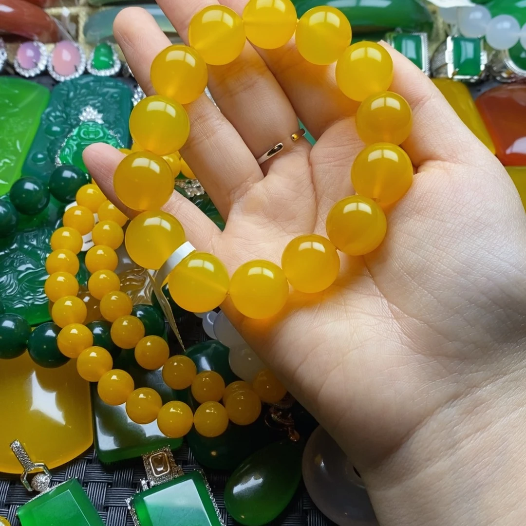 杨***༽玛瑙/玉髓未镶嵌手链