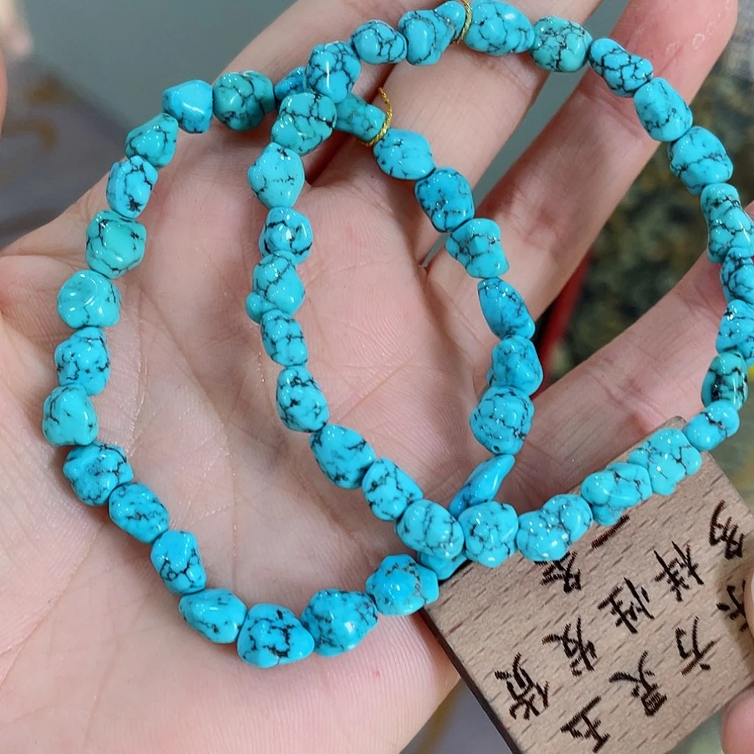 绿松石未镶嵌颈饰