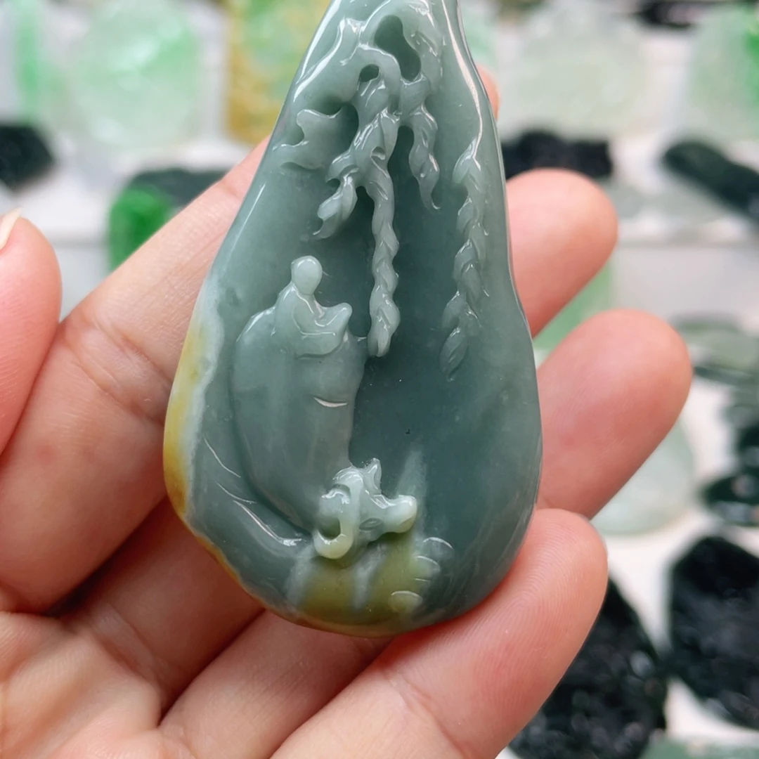 翡翠颈饰未镶嵌悟道