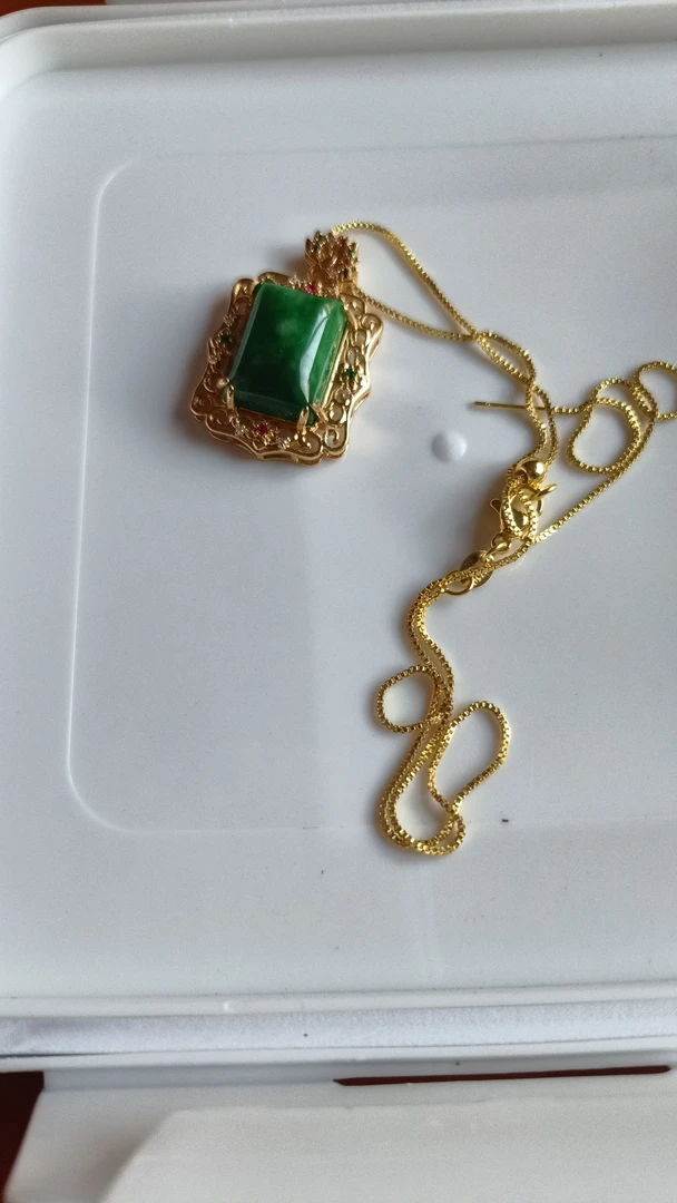 铁合金石英石吊坠 绿色无事牌镶嵌吊坠项链