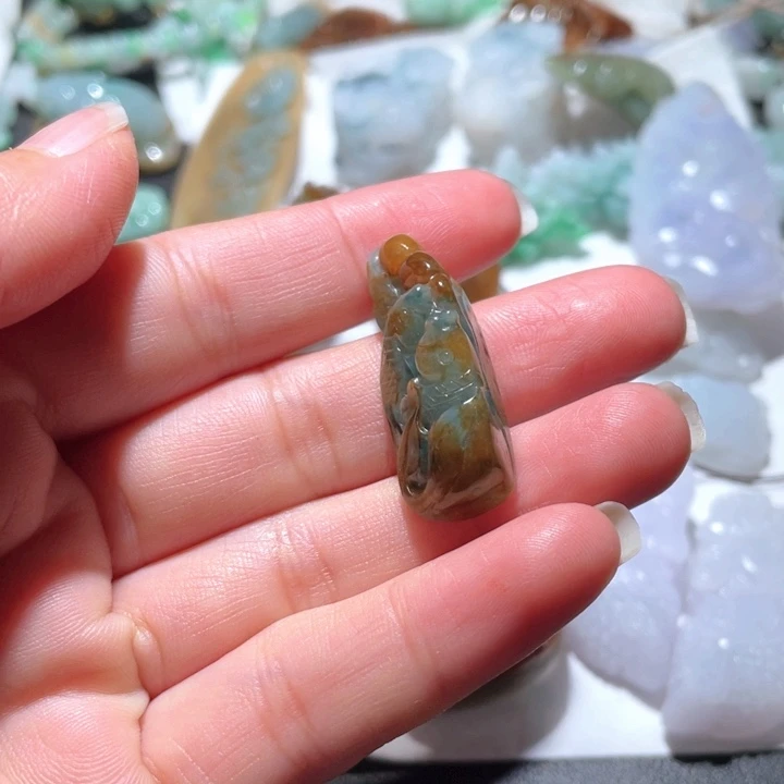 【闪购商品】翡翠颈饰未镶嵌天然翡翠