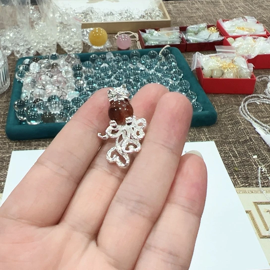 未镶嵌颈饰水晶水晶吊坠