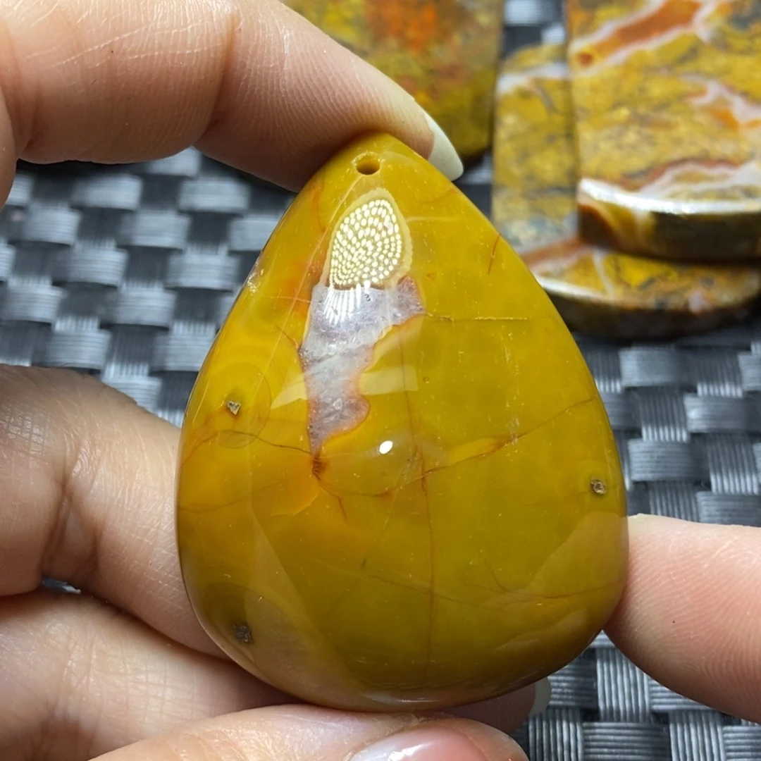 玛瑙/玉髓挂件未镶嵌