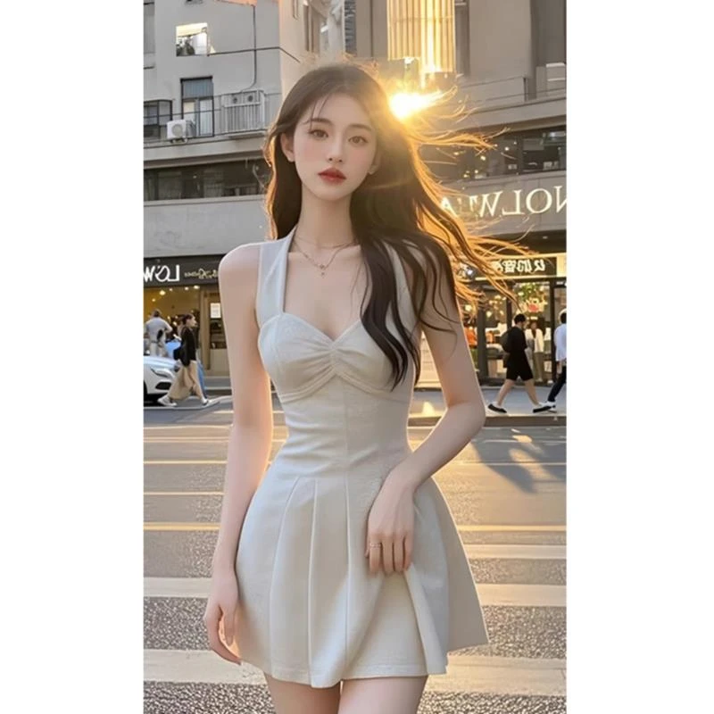 法式纯欲辣妹吊带连衣裙女装2025夏季新款时尚收腰显瘦a字裙子潮