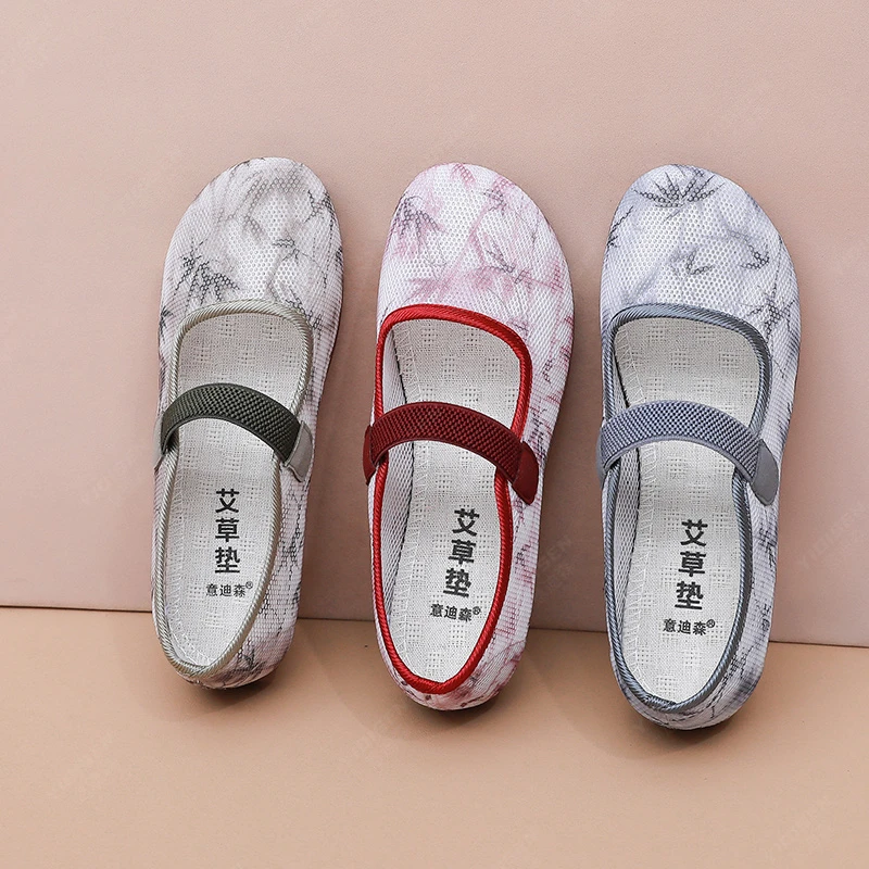 2025新款老北京布鞋女款复古绣花鞋妈妈鞋软底防滑透气舒适耐磨