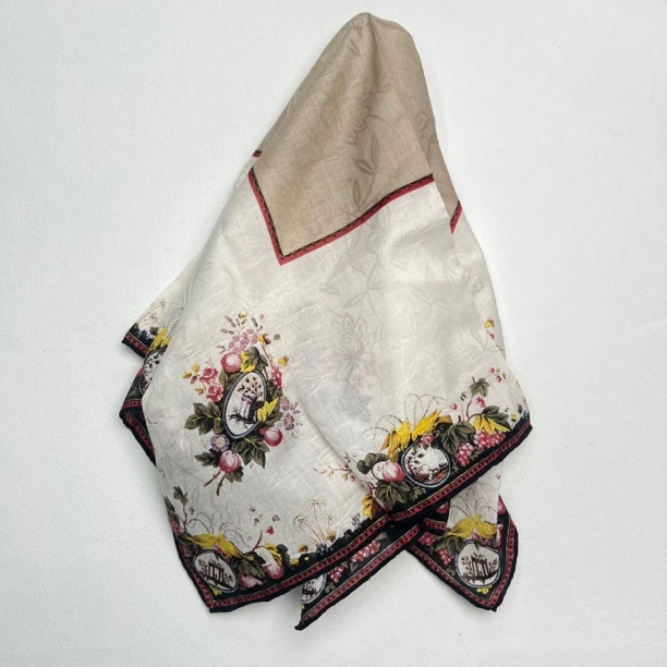【六六中古】孤品复古丝巾an796尺寸51*51