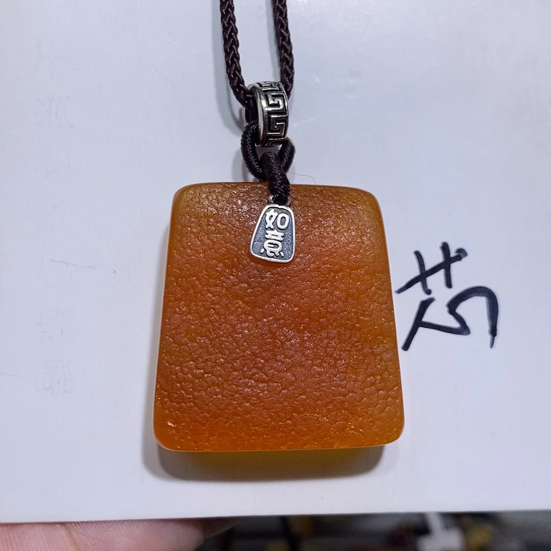 定制琥珀未镶嵌蜜蜡