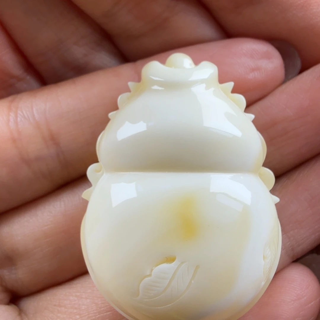 未镶嵌颈饰琥珀纯天然琥珀蜜蜡无优化