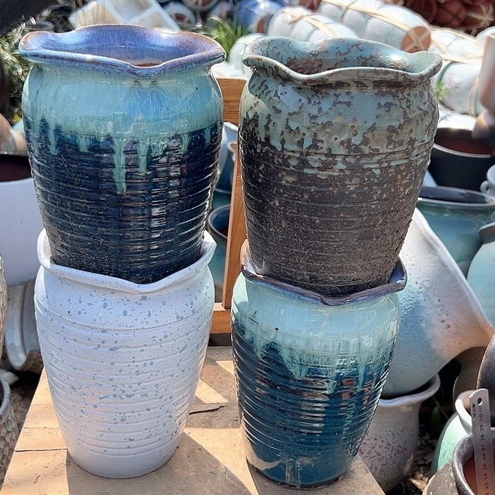 紫砂花盆口13.5高20。。。。。。。。。。。。。。